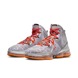 nike-lebron-19 DC9339-001