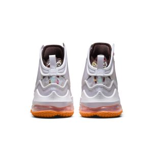 nike-lebron-19 DC9339-001