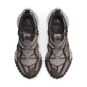 nike-acg DQ1979-001