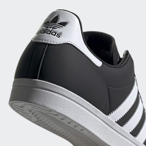 adidas-coast-star EE8901