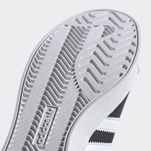 adidas-coast-star EE8901