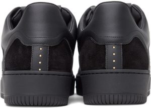 human-recreational-services-sneaker UE22GF0200X2C3