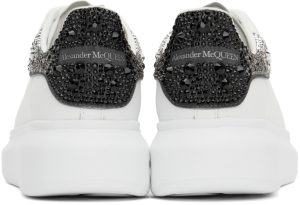 alexander-mcqueen-oversized-sneaker 676700WIAFK