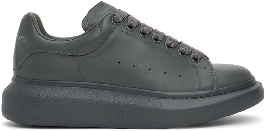 alexander-mcqueen-oversized-sneaker 553680WIAGC1513
