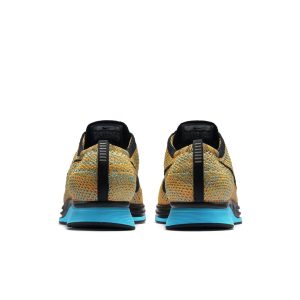 nike-flyknit-racer 526628-800