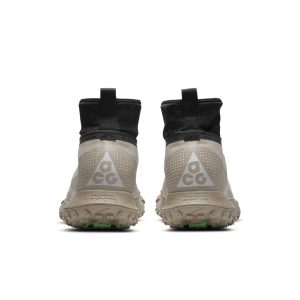 nike-acg CT2904-200
