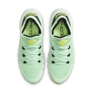 nike-free CT3886-300