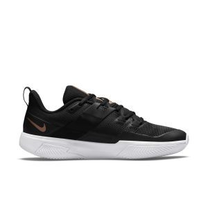 nikecourt DH2945-024