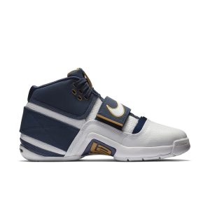 nike-zoom AO2088-400