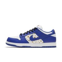 Nike SB Dunk Low “Supreme – Stars – Hyper Blue” (DH3228-100)