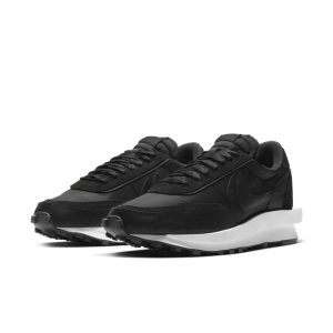 nike-sneaker BV0073-002