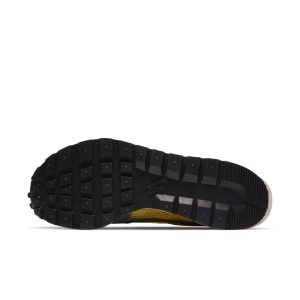 nike-vaporwaffle CV1363-700