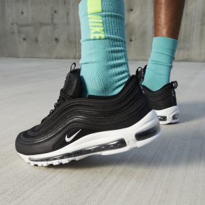 nike-air-max 921826-001