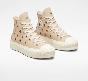 converse-chuck-taylor-all-star A04300C