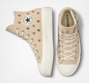 converse-chuck-taylor-all-star A04300C