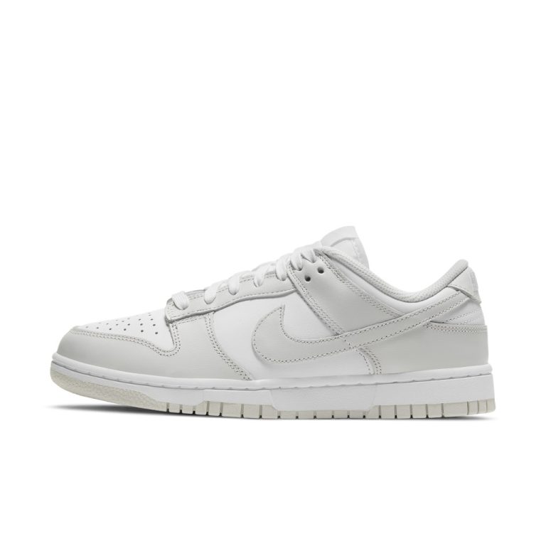 Nike Dunk Low “Photon Dust”: bijna-wit met net iets meer diepte