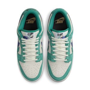 nike-sneaker DO9457-101