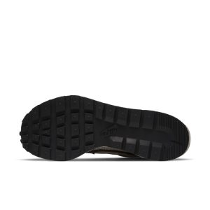 nike-vaporwaffle DD3035-200