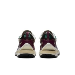 nike-vaporwaffle DD3035-200