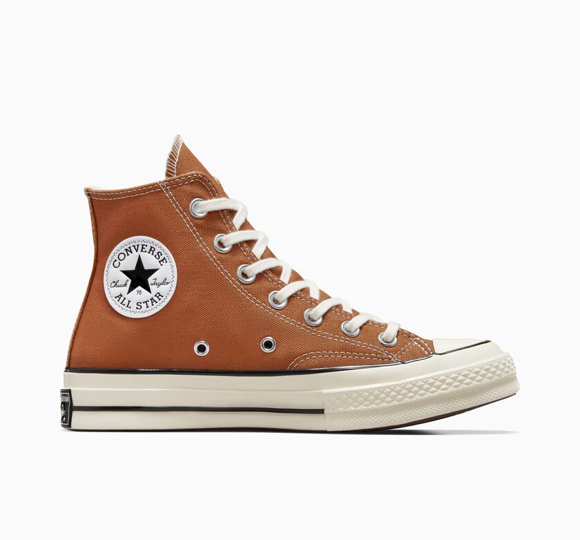 converse-chuck-taylor-all-star A04588C