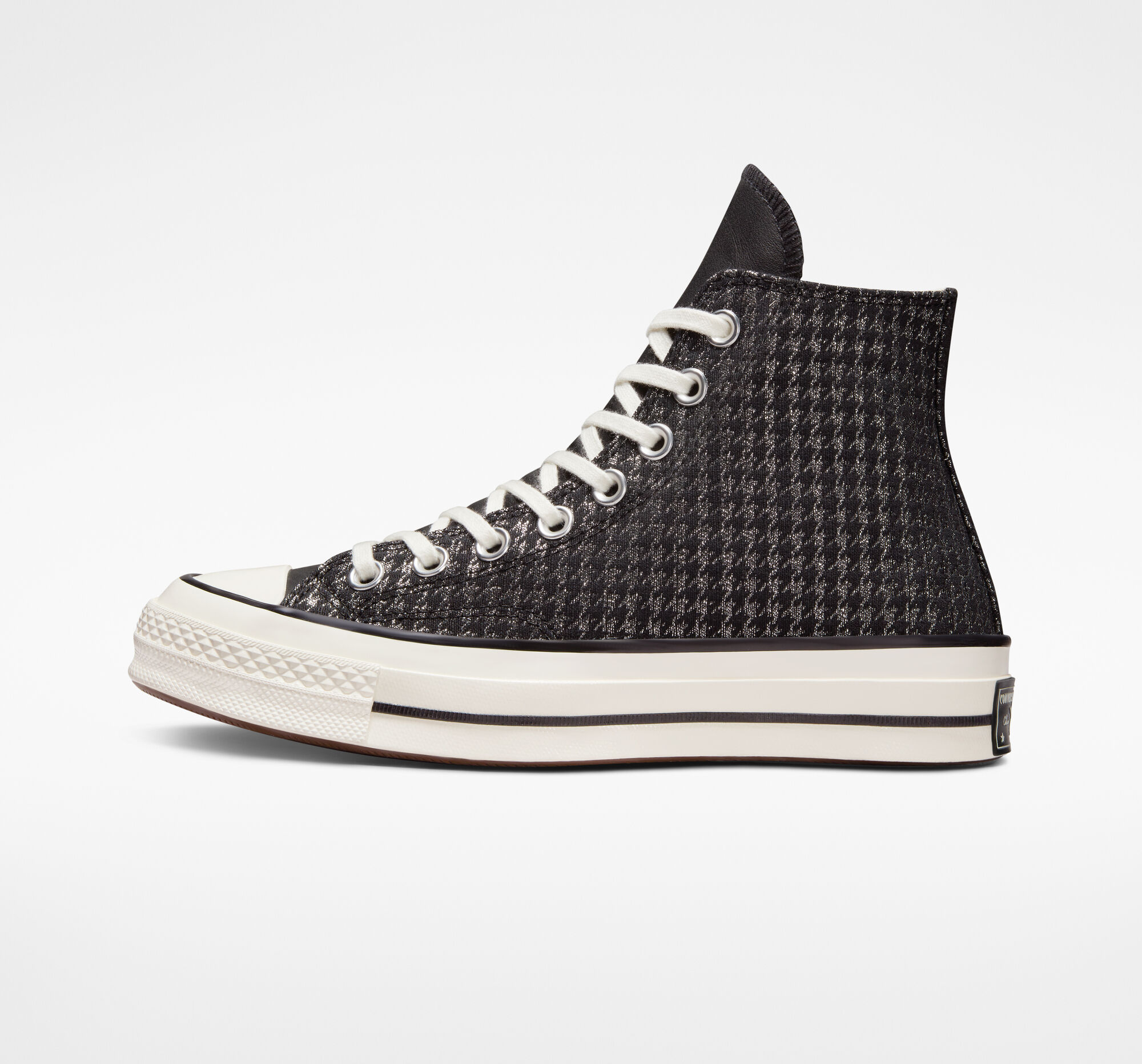 converse-chuck-taylor-all-star A04277C