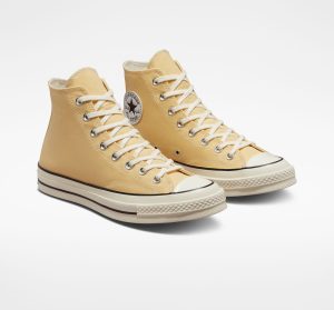 converse-chuck-taylor-all-star A02757C