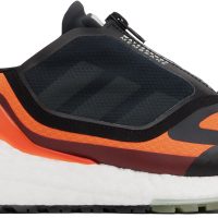 adidas Ultraboost 22 GORE-TEX Impact Orange / Linen Green / Core Black (GX9126)