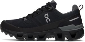 on-sneaker 73.98606