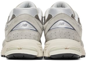 new-balance-2002r ML2002RC