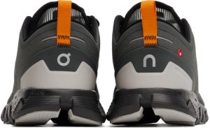 on-sneaker 66.98466
