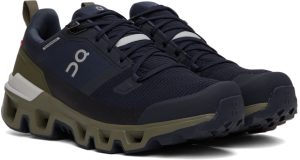 on-sneaker 73.98604
