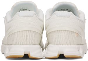 on-sneaker 88.98533