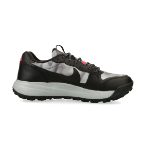 nike-acg DR1030-001