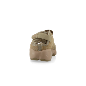 nike-rift HQ1474-200