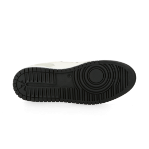moea-sneaker MOEA-BASGN2-04