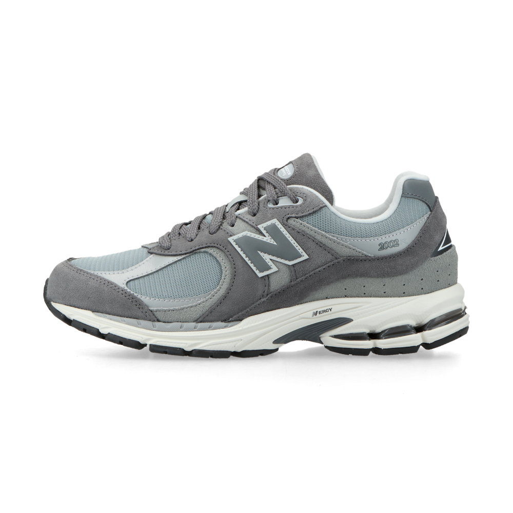 new-balance-sneaker U2002RCB