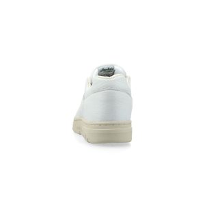 new-balance-sneaker UADWWHI