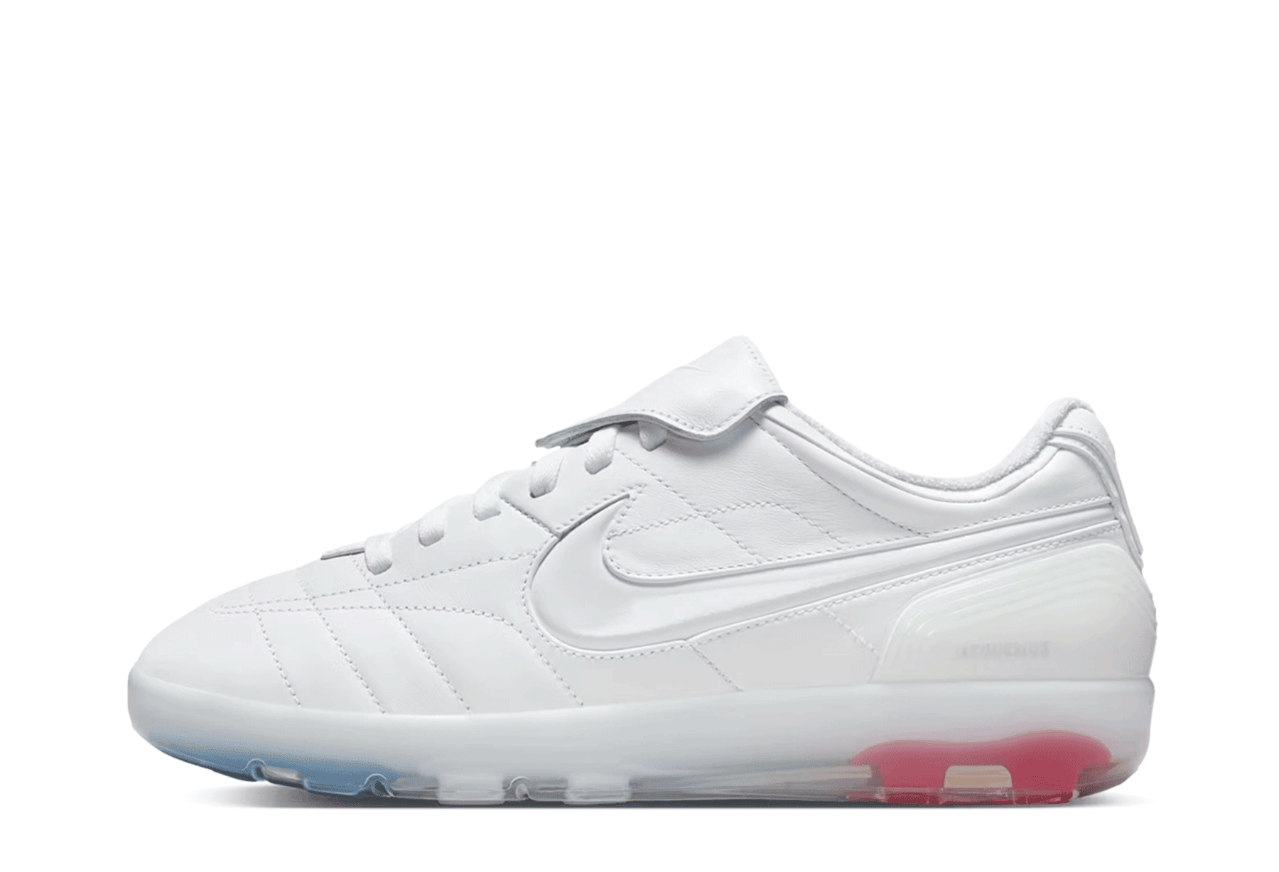 Jacquemus x Nike Cryoshot Tiempo R10: minimal designer-drop