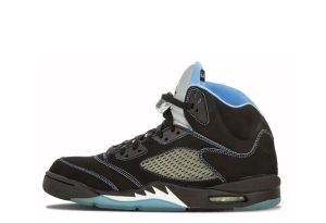Air Jordan 5 Black University Blue: blauwe heat