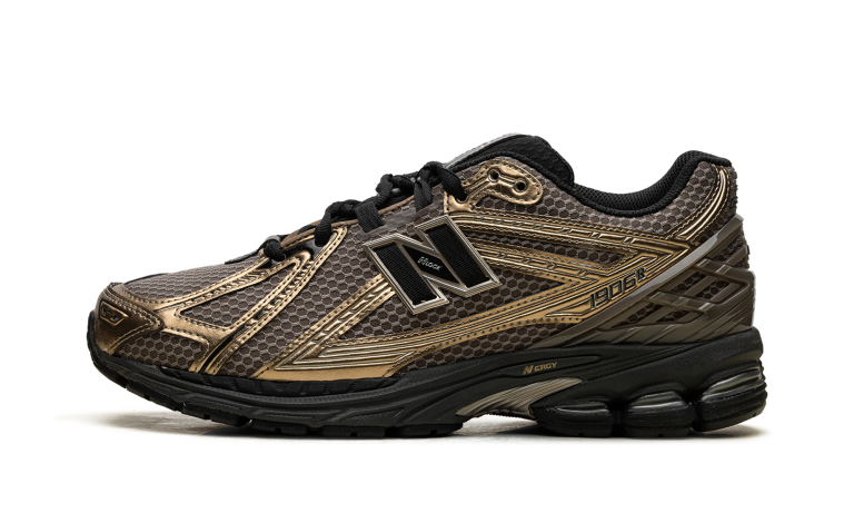 New Balance 1906R “Bronze”: metallic glans voor je rotation