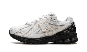 New Balance 1906R “Comme des Garcons Homme – White” (M1906RCO)