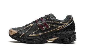 New Balance 1906R “Kith- Black” (M1906RKS)