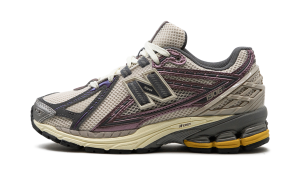 New Balance 1906R “LICORICE” (M1906RRA)