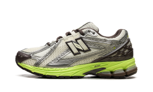 New Balance 1906R “SSENSE Exclusive 20th Anniversary” (M1906RSF)