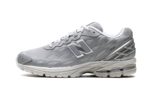 New Balance 1906W “Silver Metallic” (U1906WFE)