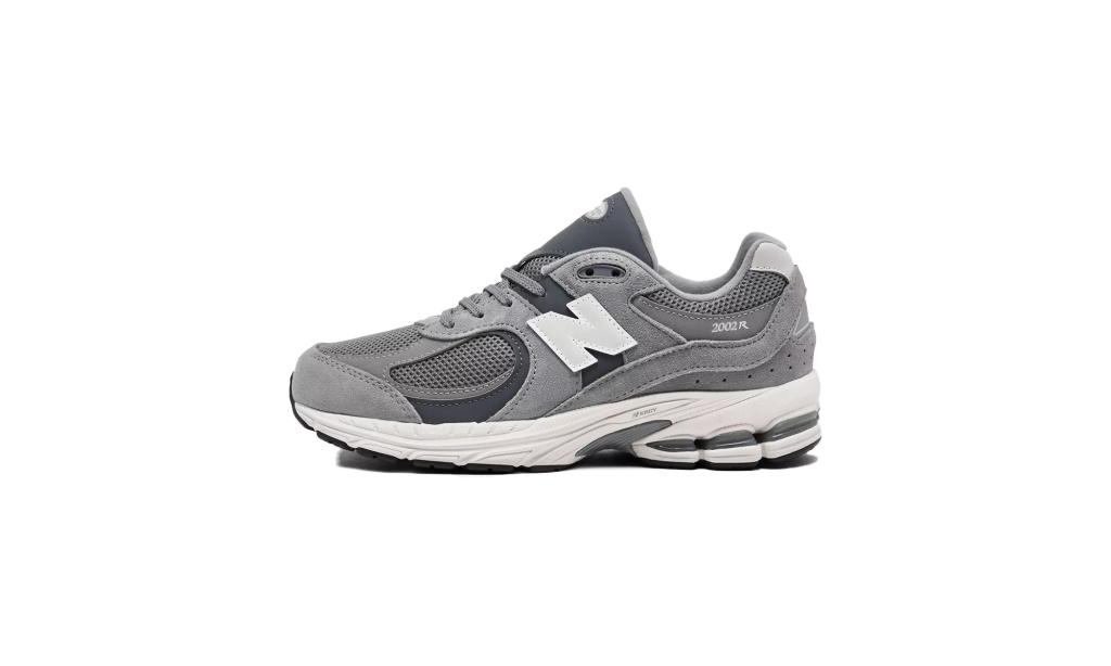 new-balance-sneaker PC2002ST