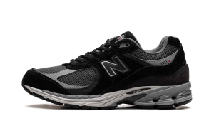 New Balance 2002R “Black/Grey” (U2002RC)