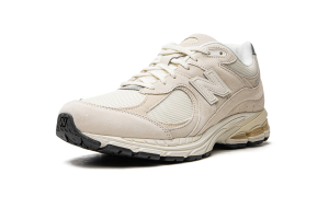 new-balance-2002r M2002RCC