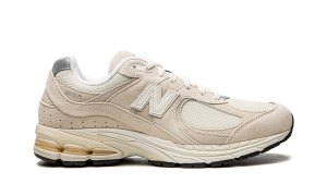 new-balance-2002r M2002RCC