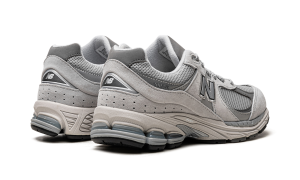 new-balance-2002r ML2002R0